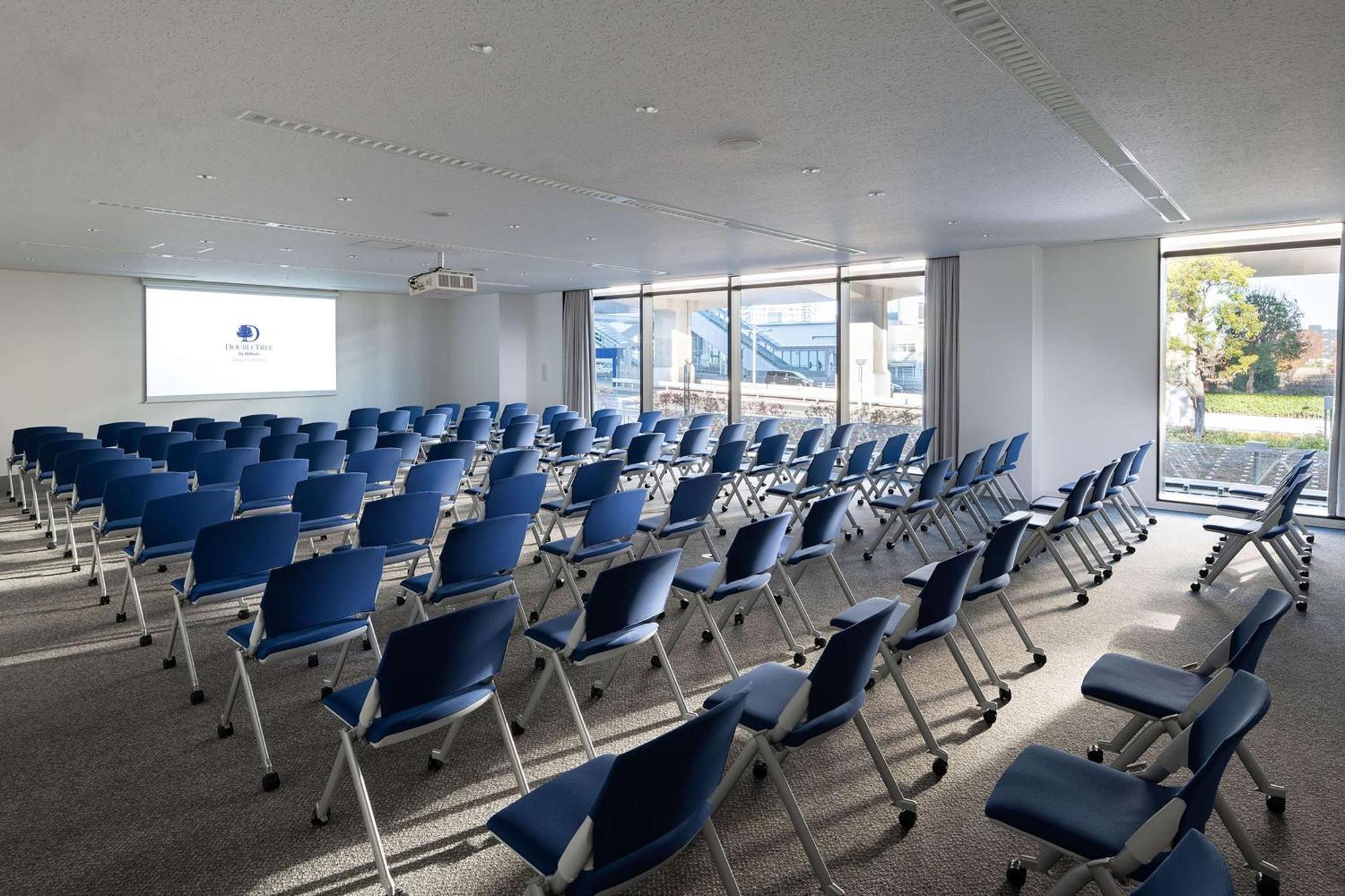 Doubletree By Hilton Tokyo Ariake Hotel Exterior photo