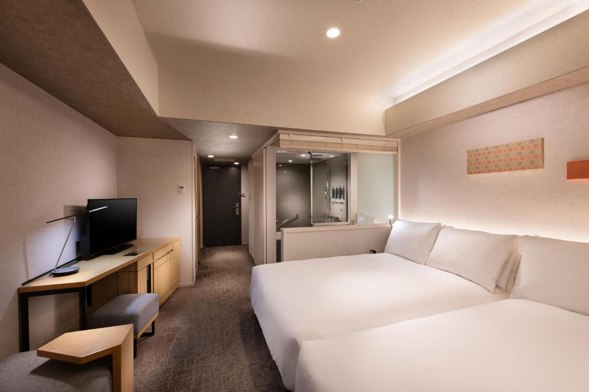 Doubletree By Hilton Tokyo Ariake Hotel Exterior photo